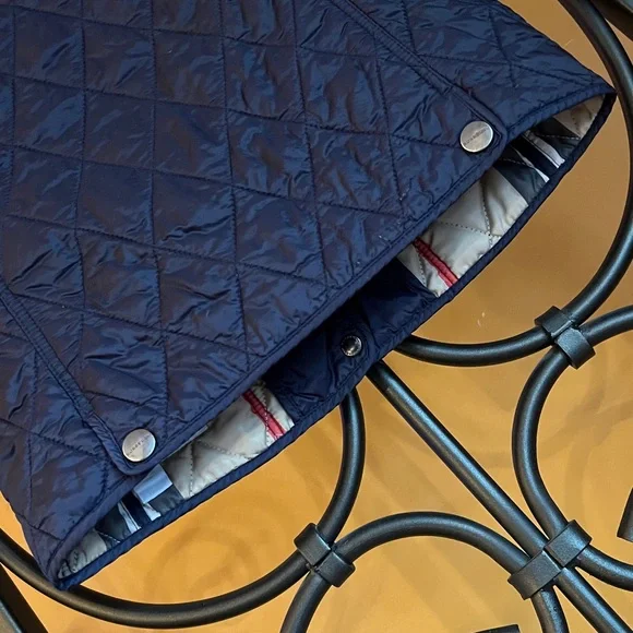 BURBERRY Children Quilted Jacket - Picture 15 of 16